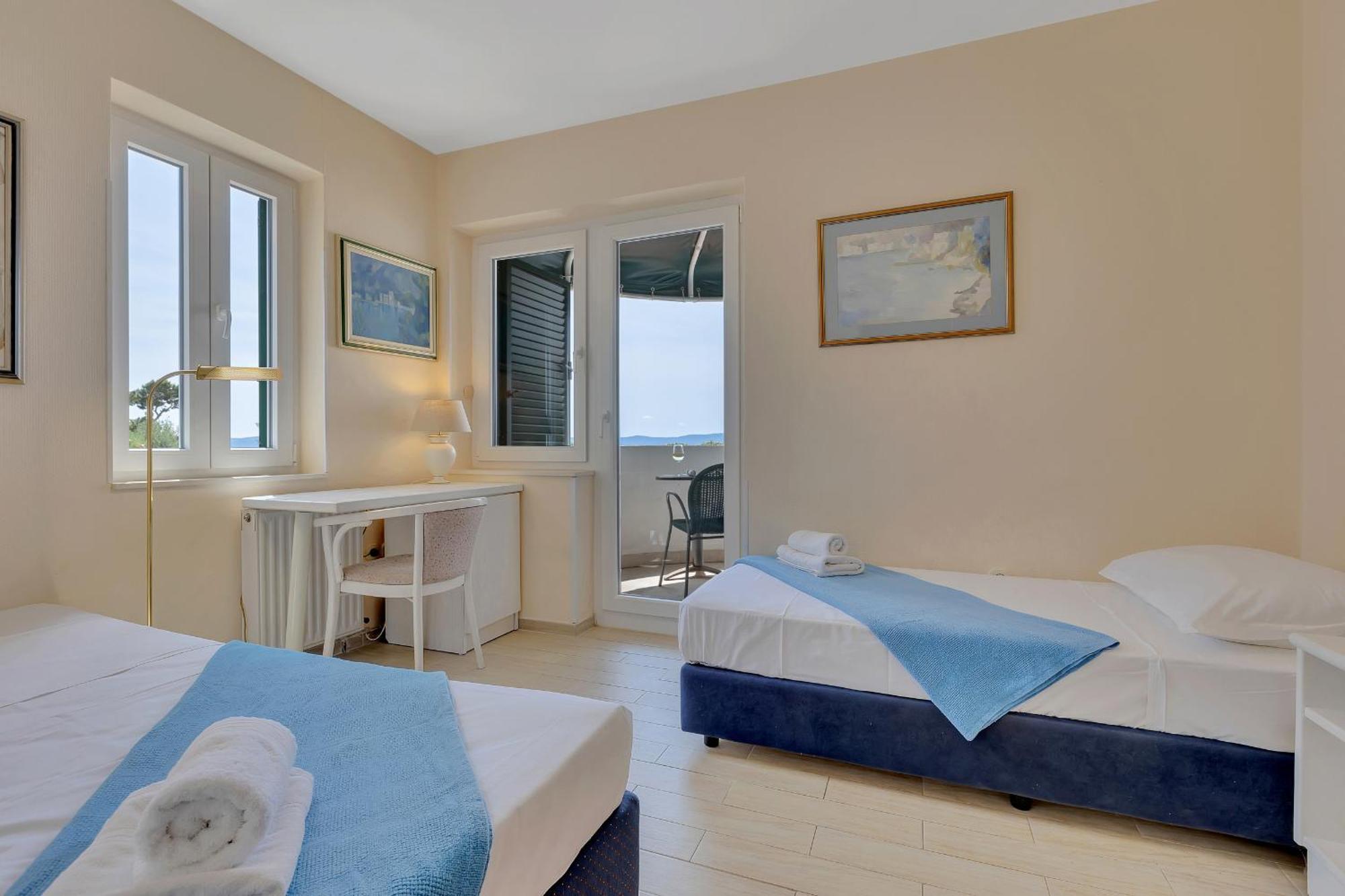 Grand View Apartments Drasnice Esterno foto