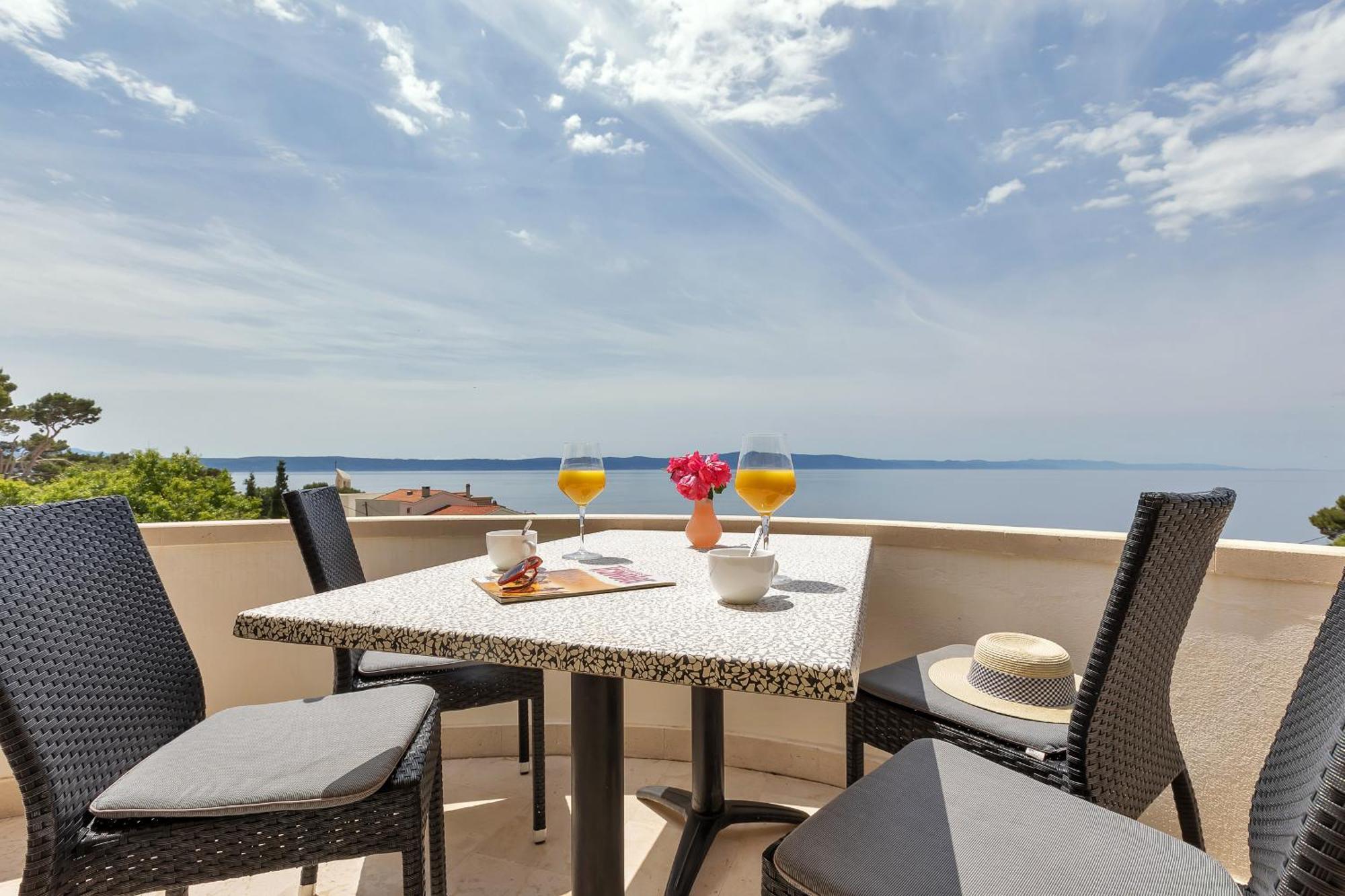 Grand View Apartments Drasnice Esterno foto