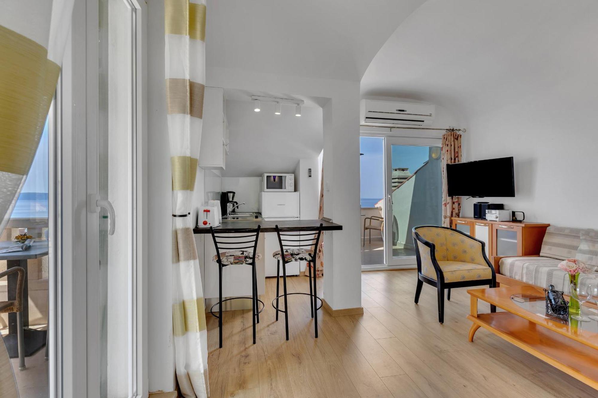Grand View Apartments Drasnice Esterno foto
