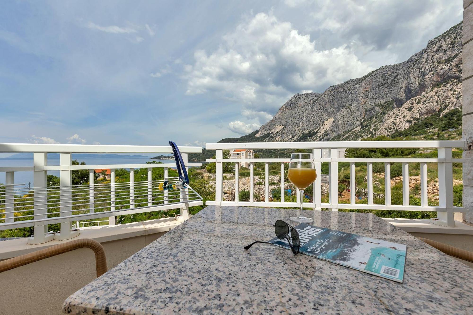 Grand View Apartments Drasnice Esterno foto